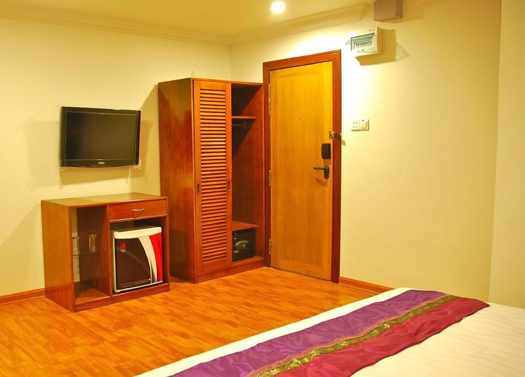 Hotel K Yangon Exteriör bild