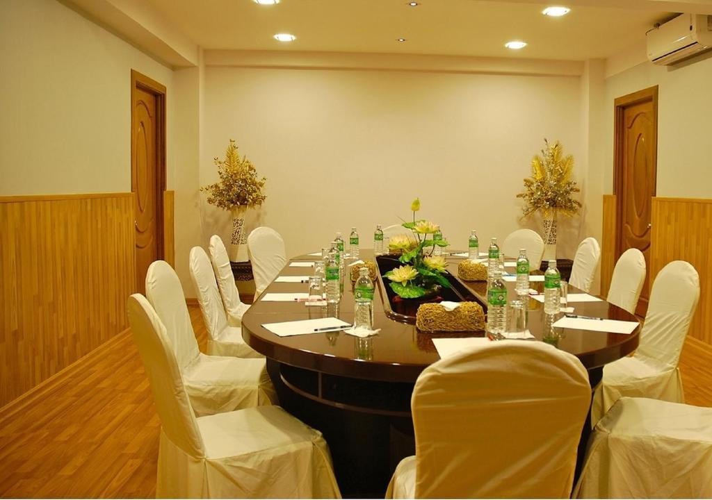 Hotel K Yangon Exteriör bild